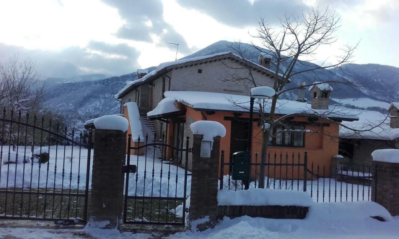 Casa Vinto Hotel Cagli Exterior photo